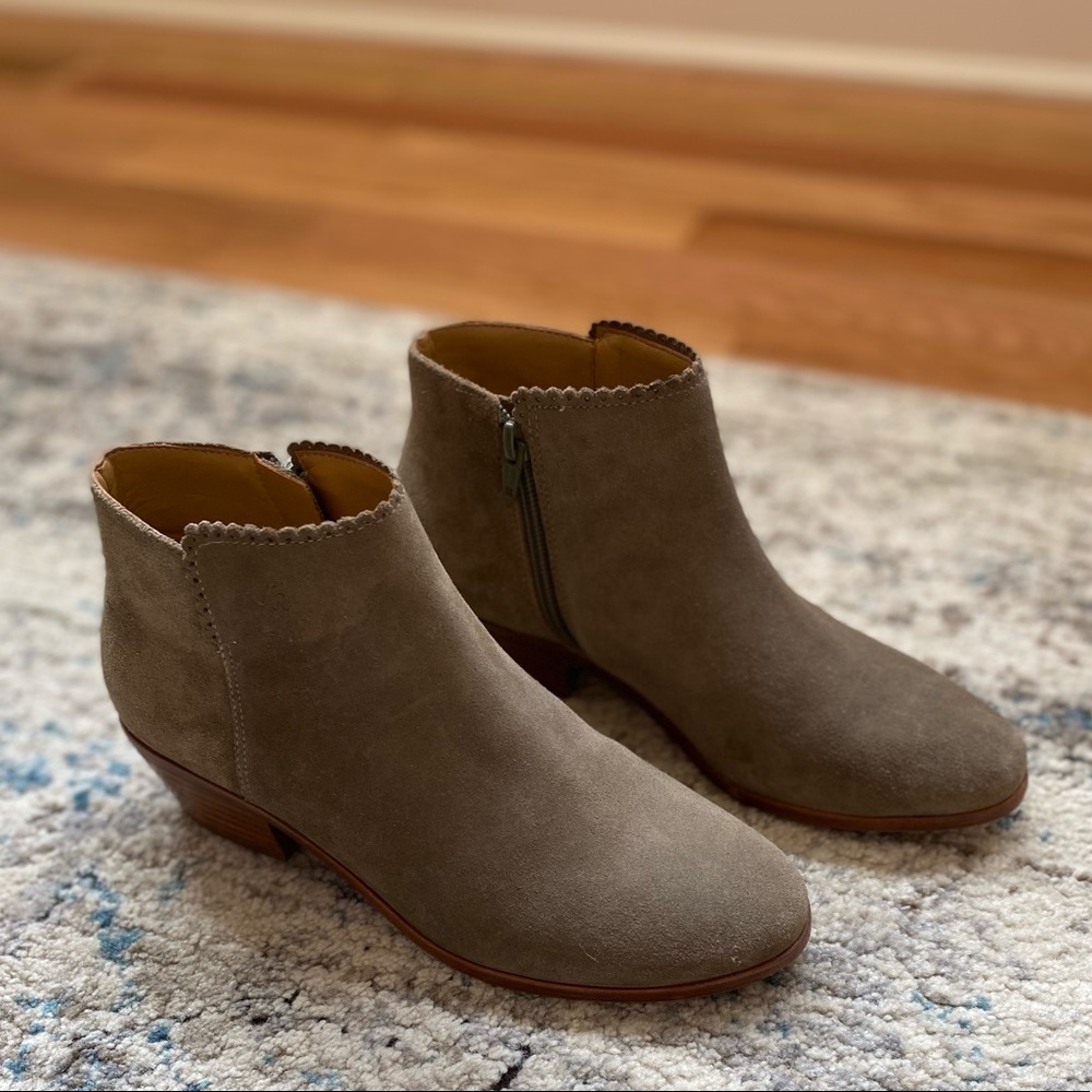 Jack Rodgers Suede booties